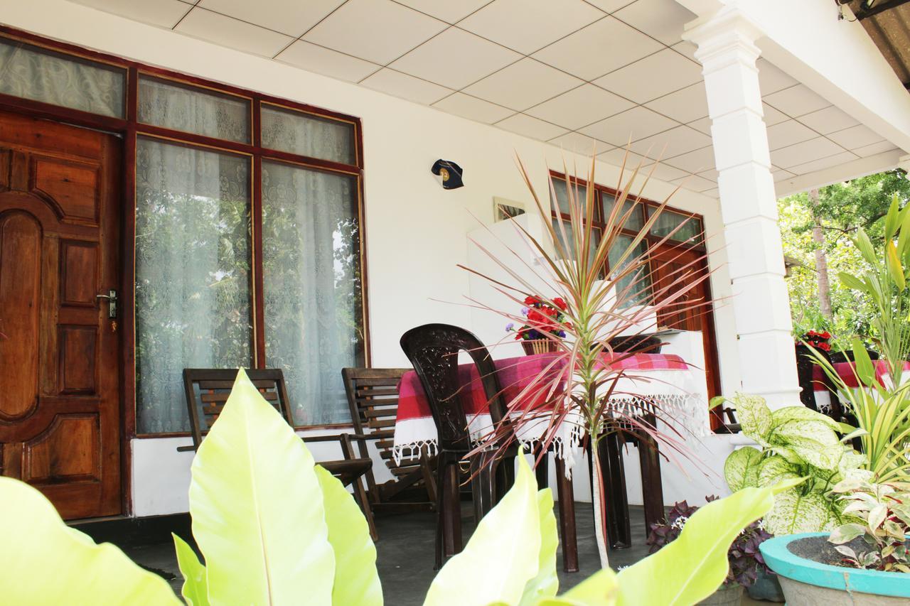 Freedom Home Stay Sigiriya Ngoại thất bức ảnh